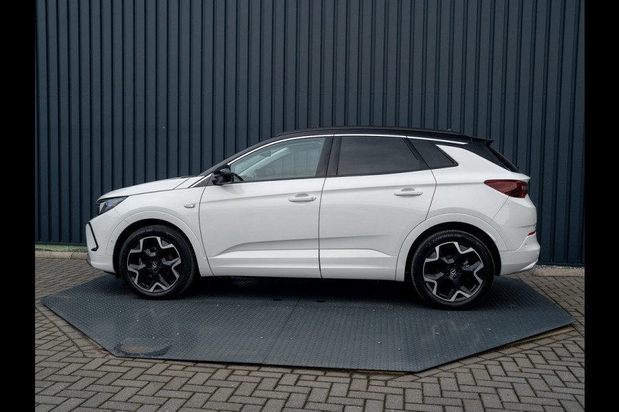 Opel Grandland 1.2 Turbo Ultimate | Led Matrix | Elk A-klep | Keyless | Prijs Rijklaar!! Opel Grandland 1.2 Turbo Ultimate | Led Matrix | Elk A-klep | Keyless | Prijs Rijklaar!!
