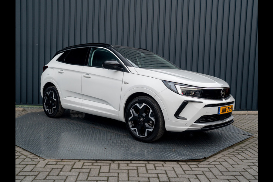 Opel Grandland 1.2 Turbo Ultimate | Led Matrix | Elk A-klep | Keyless | Prijs Rijklaar!! Opel Grandland 1.2 Turbo Ultimate | Led Matrix | Elk A-klep | Keyless | Prijs Rijklaar!!