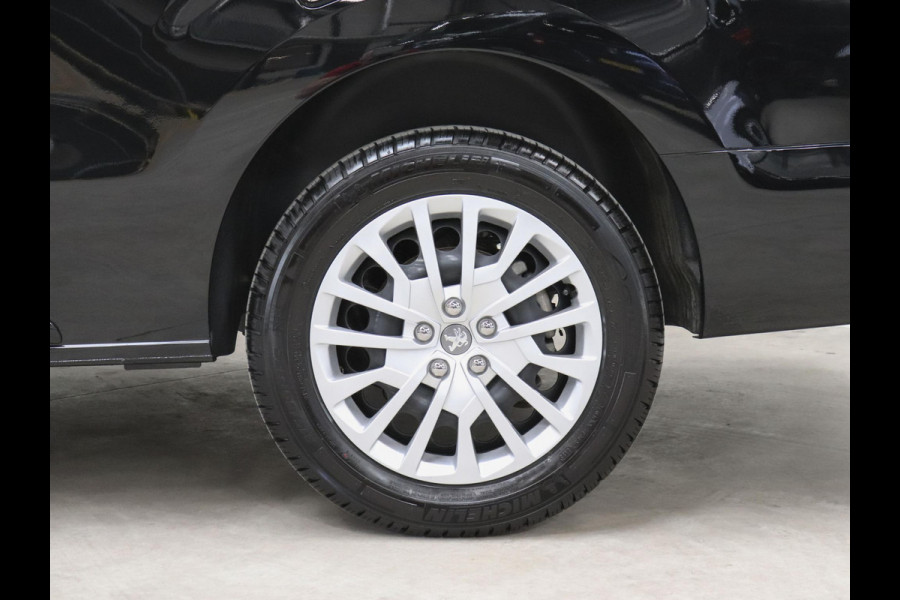 Peugeot Expert 2.0 BlueHDI Long Premium Dubbele Cabine Automaat Pack Look Navigatie Airco Bluetooth Parkeer sensoren Cruise Control Trekhaak * Peugeot Expert 2.0 BlueHDI Long Premium Dubbele Cabine Automaat Pack Look Navigatie Airco Bluetooth Parkeer sensoren Cruise Control Trekhaak *