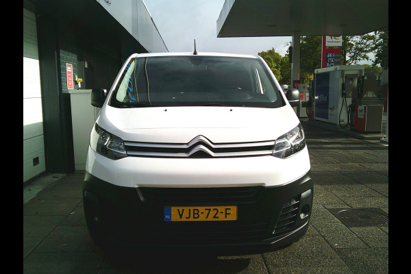 Citroën Jumpy 1.5 BlueHDI 120 pk M Club 120 pk I Navigatie I Cruisecontrol I 6 versnellingen 1e eigenaar !onderhoudsboekjes VIDEOS OF THIS SUPERB JUMPY AVAILABLE. Citroën Jumpy 1.5 BlueHDI 120 pk M Club 120 pk I Navigatie I Cruisecontrol I 6 versnellingen 1e eigenaar !onderhoudsboekjes VIDEOS OF THIS SUPERB JUMPY AVAILABLE.