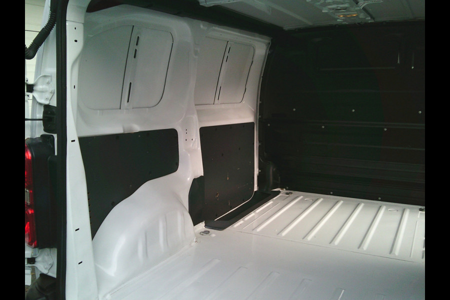 Citroën Jumpy 1.5 BlueHDI 120 pk M Club 120 pk I Navigatie I Cruisecontrol I 6 versnellingen 1e eigenaar !onderhoudsboekjes VIDEOS OF THIS SUPERB JUMPY AVAILABLE. Citroën Jumpy 1.5 BlueHDI 120 pk M Club 120 pk I Navigatie I Cruisecontrol I 6 versnellingen 1e eigenaar !onderhoudsboekjes VIDEOS OF THIS SUPERB JUMPY AVAILABLE.