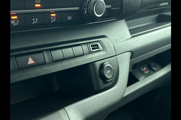Opel Vivaro L3H1 145pk Automaat Dubbele Cabine Edition | Navigatie  | Airco | Trekhaak | Betimmering