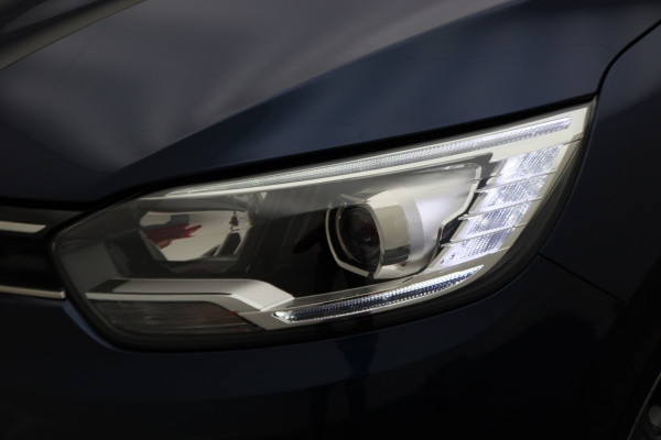 Renault Grand Scénic 1.3 TCe Intens 7p. Leder/Stof, Apple Carplay, Camera, Cruise, Sfeerverlichting, Trekhaak, 20'' Renault Grand Scénic 1.3 TCe Intens 7p. Leder/Stof, Apple Carplay, Camera, Cruise, Sfeerverlichting, Trekhaak, 20''