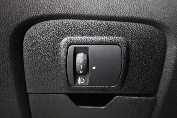 Renault Grand Scénic 1.3 TCe Intens 7p. Leder/Stof, Apple Carplay, Camera, Cruise, Sfeerverlichting, Trekhaak, 20'' Renault Grand Scénic 1.3 TCe Intens 7p. Leder/Stof, Apple Carplay, Camera, Cruise, Sfeerverlichting, Trekhaak, 20''