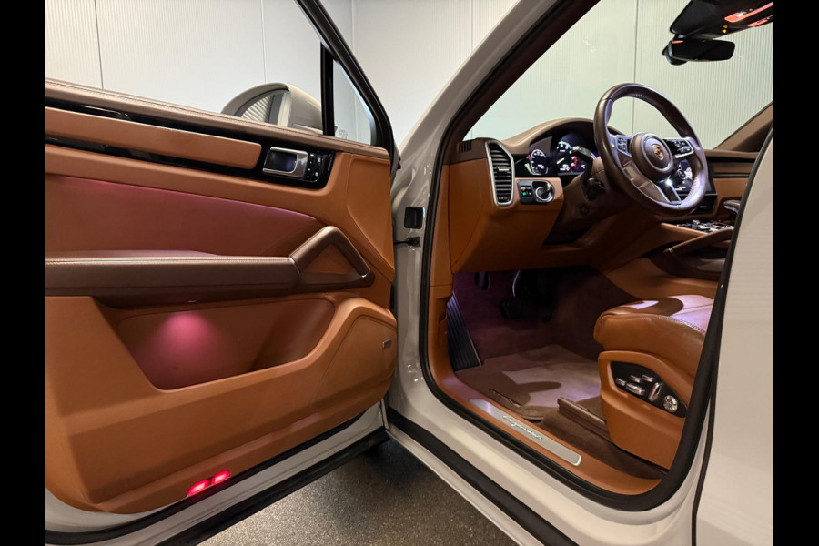 Porsche Cayenne Coupé 3.0e Hybrid KRIJT-SPORT DESIGN-CLUBLEER-PANO-STOELEN 18 VOUDIG-SURROUND-COMPLEET