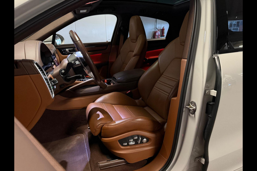 Porsche Cayenne Coupé 3.0e Hybrid KRIJT-SPORT DESIGN-CLUBLEER-PANO-STOELEN 18 VOUDIG-SURROUND-COMPLEET