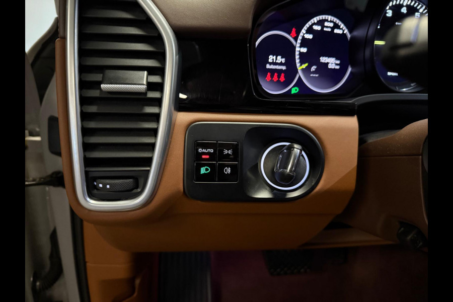 Porsche Cayenne Coupé 3.0e Hybrid KRIJT-SPORT DESIGN-CLUBLEER-PANO-STOELEN 18 VOUDIG-SURROUND-COMPLEET
