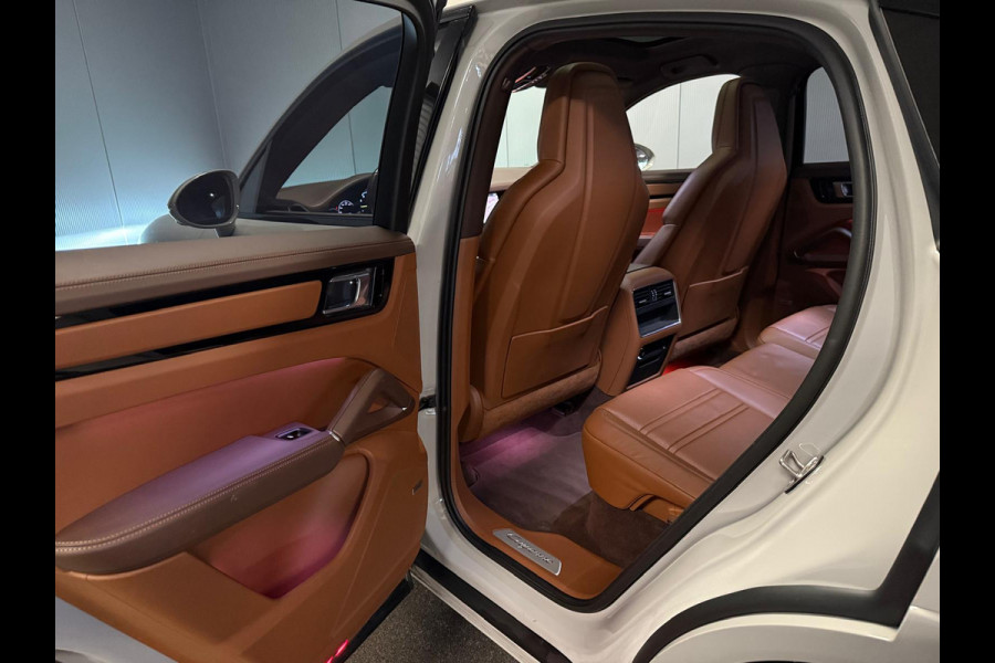 Porsche Cayenne Coupé 3.0e Hybrid KRIJT-SPORT DESIGN-CLUBLEER-PANO-STOELEN 18 VOUDIG-SURROUND-COMPLEET