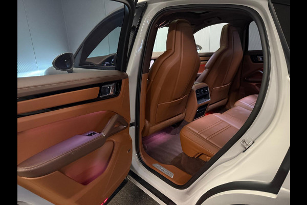 Porsche Cayenne Coupé 3.0e Hybrid KRIJT-SPORT DESIGN-CLUBLEER-PANO-STOELEN 18 VOUDIG-SURROUND-COMPLEET