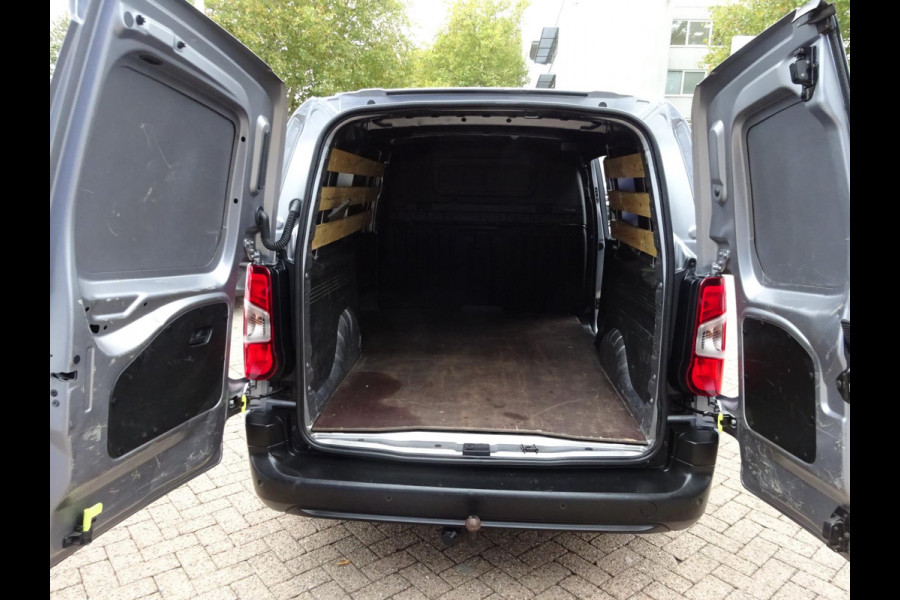 Toyota PROACE CITY 1.5 D-4D Navigator Long 130 PK NAVI CRUISE PDC Toyota PROACE CITY 1.5 D-4D Navigator Long 130 PK NAVI CRUISE PDC