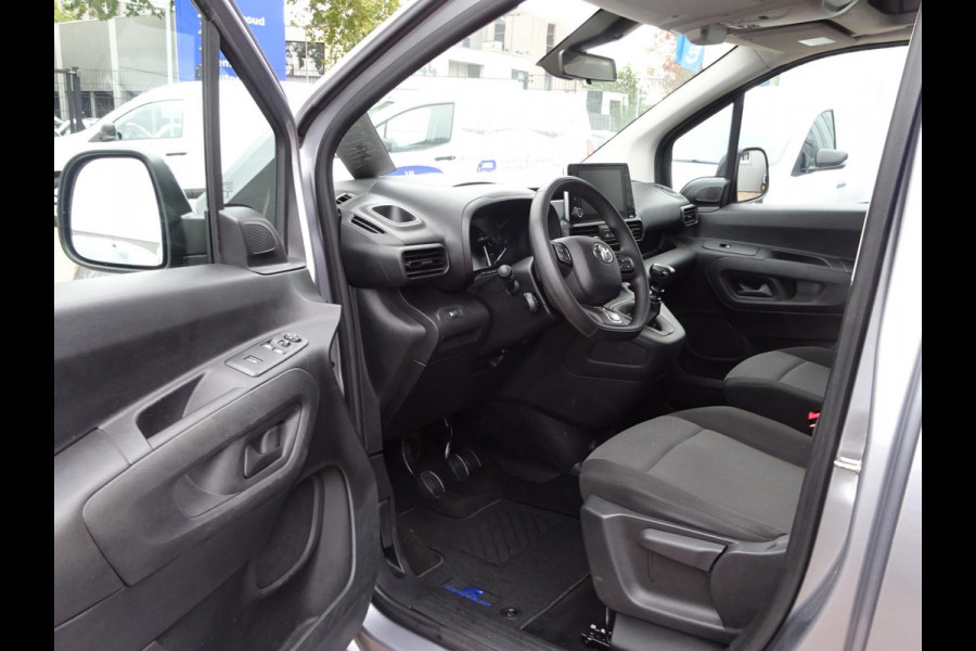 Toyota PROACE CITY 1.5 D-4D Navigator Long 130 PK NAVI CRUISE PDC Toyota PROACE CITY 1.5 D-4D Navigator Long 130 PK NAVI CRUISE PDC