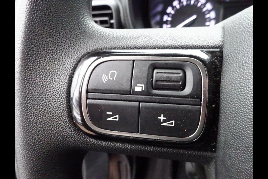 Toyota PROACE CITY 1.5 D-4D Navigator Long 130 PK NAVI CRUISE PDC Toyota PROACE CITY 1.5 D-4D Navigator Long 130 PK NAVI CRUISE PDC