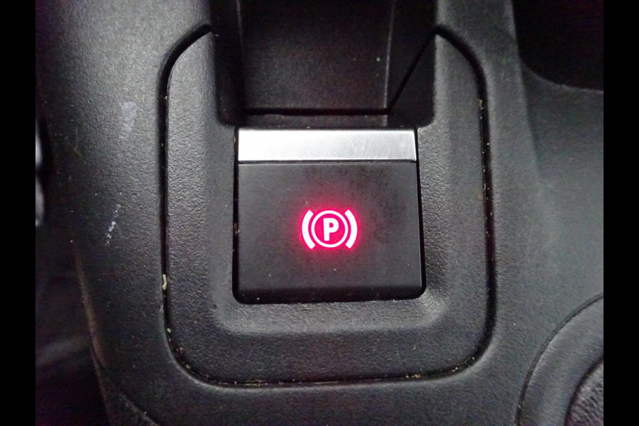 Toyota PROACE CITY 1.5 D-4D Navigator Long 130 PK NAVI CRUISE PDC Toyota PROACE CITY 1.5 D-4D Navigator Long 130 PK NAVI CRUISE PDC