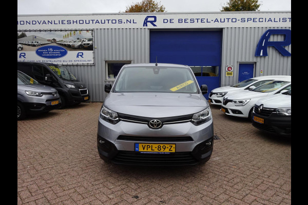 Toyota PROACE CITY 1.5 D-4D Navigator Long 130 PK NAVI CRUISE PDC Toyota PROACE CITY 1.5 D-4D Navigator Long 130 PK NAVI CRUISE PDC