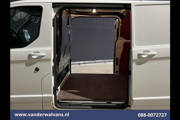 Ford Transit Custom 2.0 TDCI 170pk L2H1 Euro6 Airco | 2x zijdeur | Camera | Navigatie | Apple Carplay | LED | 2800kg Trekhaak Cruisecontrol, Stoelverwarming, Verwarmde voorruit, Parkeersensoren, Bijrijdersbank Ford Transit Custom 2.0 TDCI 170pk L2H1 Euro6 Airco | 2x zijdeur | Camera | Navigatie | Apple Carplay | LED | 2800kg Trekhaak Cruisecontrol, Stoelverwarming, Verwarmde voorruit, Parkeersensoren, Bijrijdersbank