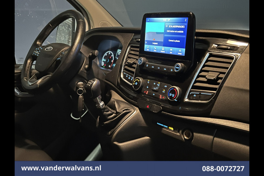 Ford Transit Custom 2.0 TDCI 170pk L2H1 Euro6 Airco | 2x zijdeur | Camera | Navigatie | Apple Carplay | LED | 2800kg Trekhaak Cruisecontrol, Stoelverwarming, Verwarmde voorruit, Parkeersensoren, Bijrijdersbank Ford Transit Custom 2.0 TDCI 170pk L2H1 Euro6 Airco | 2x zijdeur | Camera | Navigatie | Apple Carplay | LED | 2800kg Trekhaak Cruisecontrol, Stoelverwarming, Verwarmde voorruit, Parkeersensoren, Bijrijdersbank