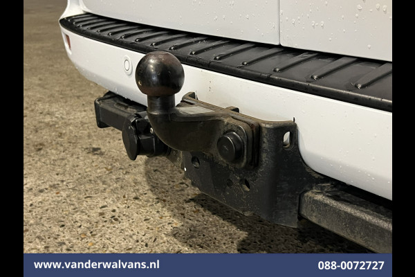 Ford Transit Custom 2.0 TDCI 170pk L2H1 Euro6 Airco | 2x zijdeur | Camera | Navigatie | Apple Carplay | LED | 2800kg Trekhaak Cruisecontrol, Stoelverwarming, Verwarmde voorruit, Parkeersensoren, Bijrijdersbank Ford Transit Custom 2.0 TDCI 170pk L2H1 Euro6 Airco | 2x zijdeur | Camera | Navigatie | Apple Carplay | LED | 2800kg Trekhaak Cruisecontrol, Stoelverwarming, Verwarmde voorruit, Parkeersensoren, Bijrijdersbank