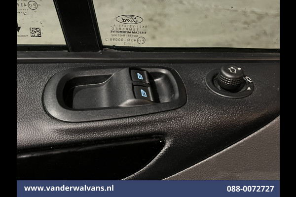 Ford Transit Custom 2.0 TDCI 170pk L2H1 Euro6 Airco | 2x zijdeur | Camera | Navigatie | Apple Carplay | LED | 2800kg Trekhaak Cruisecontrol, Stoelverwarming, Verwarmde voorruit, Parkeersensoren, Bijrijdersbank Ford Transit Custom 2.0 TDCI 170pk L2H1 Euro6 Airco | 2x zijdeur | Camera | Navigatie | Apple Carplay | LED | 2800kg Trekhaak Cruisecontrol, Stoelverwarming, Verwarmde voorruit, Parkeersensoren, Bijrijdersbank