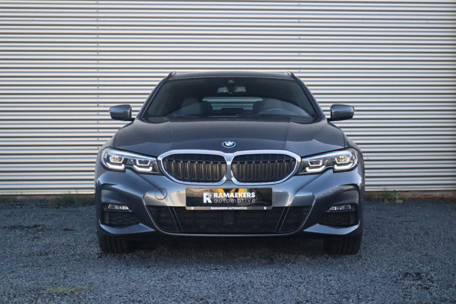 BMW 3 Serie Touring M-Sport SOH 93% / Hifi / Stoelverwarming / 18inch / Sportstoelen /