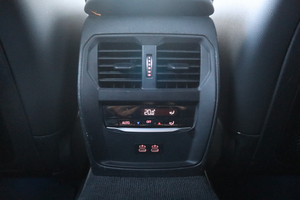 BMW 3 Serie Touring M-Sport SOH 93% / Hifi / Stoelverwarming / 18inch / Sportstoelen /