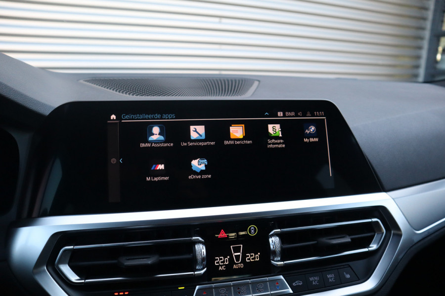 BMW 3 Serie Touring M-Sport SOH 93% / Hifi / Stoelverwarming / 18inch / Sportstoelen /