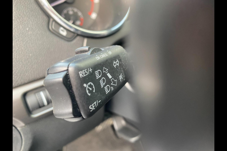 Škoda Yeti 1.4 TSI Drive | DSG Automaat | Navi|Carplay|Clima|Cruise|Stoelverw|D.A.B|Parkpilot|Soundsystem Škoda Yeti 1.4 TSI Drive | DSG Automaat | Navi|Carplay|Clima|Cruise|Stoelverw|D.A.B|Parkpilot|Soundsystem