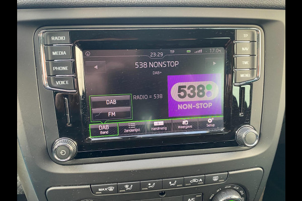 Škoda Yeti 1.4 TSI Drive | DSG Automaat | Navi|Carplay|Clima|Cruise|Stoelverw|D.A.B|Parkpilot|Soundsystem Škoda Yeti 1.4 TSI Drive | DSG Automaat | Navi|Carplay|Clima|Cruise|Stoelverw|D.A.B|Parkpilot|Soundsystem