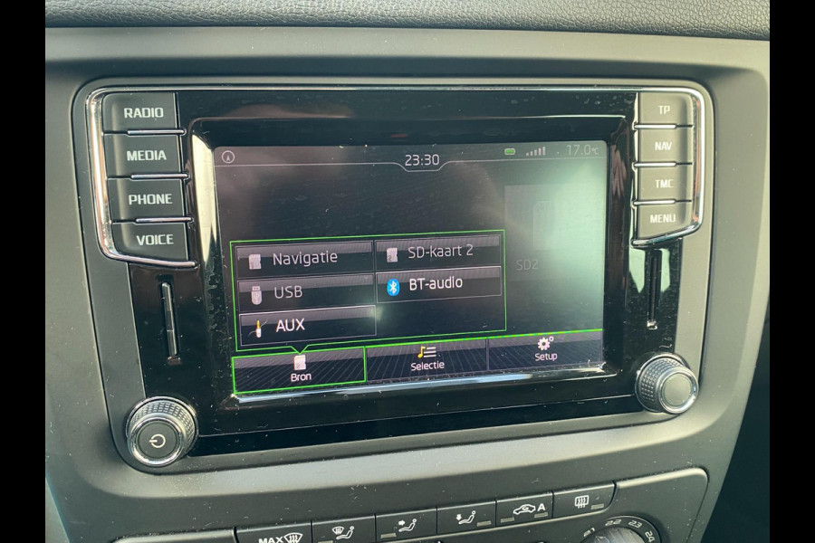 Škoda Yeti 1.4 TSI Drive | DSG Automaat | Navi|Carplay|Clima|Cruise|Stoelverw|D.A.B|Parkpilot|Soundsystem Škoda Yeti 1.4 TSI Drive | DSG Automaat | Navi|Carplay|Clima|Cruise|Stoelverw|D.A.B|Parkpilot|Soundsystem