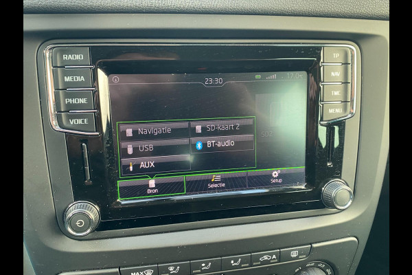 Škoda Yeti 1.4 TSI Drive | DSG Automaat | Navi|Carplay|Clima|Cruise|Stoelverw|D.A.B|Parkpilot|Soundsystem Škoda Yeti 1.4 TSI Drive | DSG Automaat | Navi|Carplay|Clima|Cruise|Stoelverw|D.A.B|Parkpilot|Soundsystem