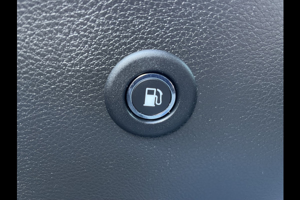 Jeep Renegade 4xe 240 Plug-in Hybrid Electric S | Stoel/Stuur verwarming | Apple/Android CarPlay Jeep Renegade 4xe 240 Plug-in Hybrid Electric S | Stoel/Stuur verwarming | Apple/Android CarPlay