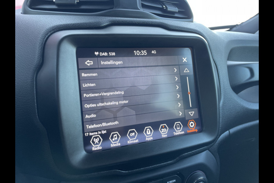 Jeep Renegade 4xe 240 Plug-in Hybrid Electric S | Stoel/Stuur verwarming | Apple/Android CarPlay Jeep Renegade 4xe 240 Plug-in Hybrid Electric S | Stoel/Stuur verwarming | Apple/Android CarPlay