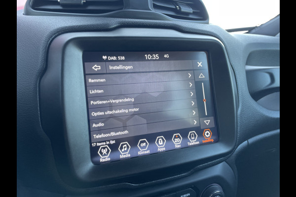Jeep Renegade 4xe 240 Plug-in Hybrid Electric S | Stoel/Stuur verwarming | Apple/Android CarPlay Jeep Renegade 4xe 240 Plug-in Hybrid Electric S | Stoel/Stuur verwarming | Apple/Android CarPlay