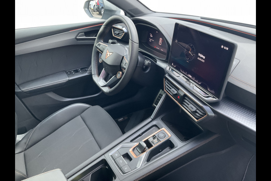 CUPRA Leon Sportstourer 1.5 TSI PHEV e-Hybrid Business Elek.Trekhaak Adap.Cruise Carplay Camera Sfeerverl 2025 3136KM!