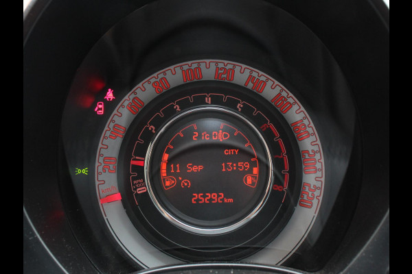 Fiat 500C 1.0 70pk Hybrid Connect Navigatie Apple Carplay/Android Auto Airco Cruise Control Fiat 500C 1.0 70pk Hybrid Connect Navigatie Apple Carplay/Android Auto Airco Cruise Control
