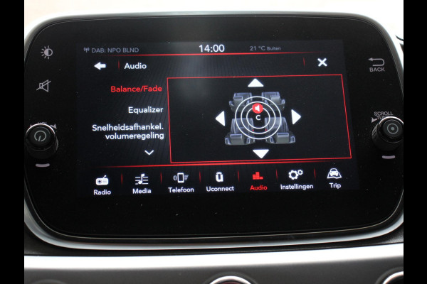 Fiat 500C 1.0 70pk Hybrid Connect Navigatie Apple Carplay/Android Auto Airco Cruise Control Fiat 500C 1.0 70pk Hybrid Connect Navigatie Apple Carplay/Android Auto Airco Cruise Control
