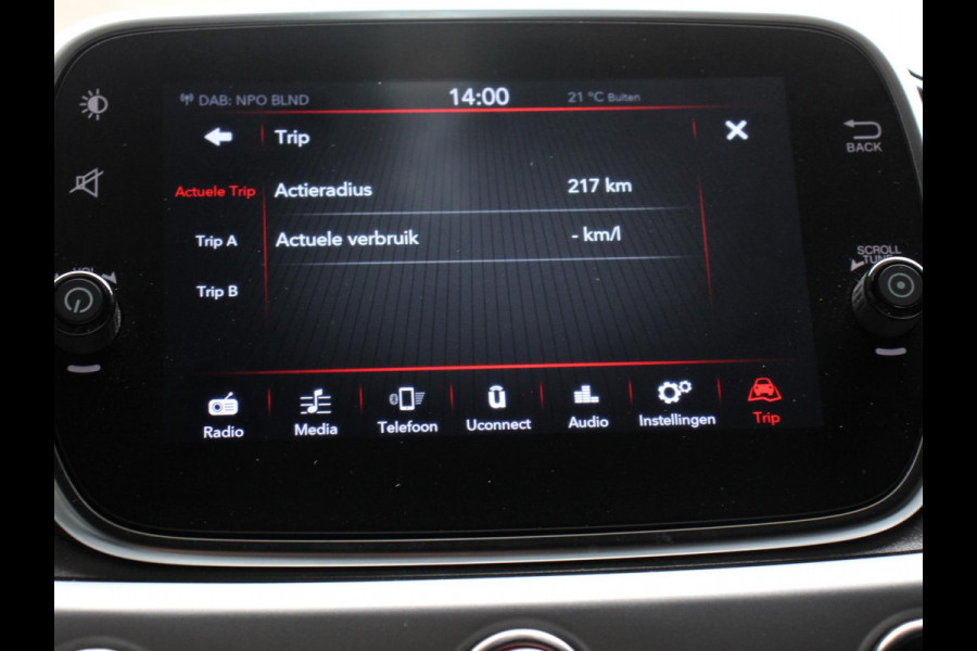 Fiat 500C 1.0 70pk Hybrid Connect Navigatie Apple Carplay/Android Auto Airco Cruise Control Fiat 500C 1.0 70pk Hybrid Connect Navigatie Apple Carplay/Android Auto Airco Cruise Control