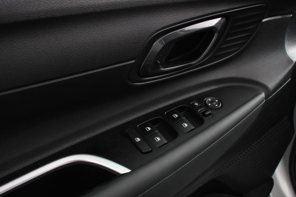 Hyundai i20 1.0 T-GDI 100pk Comfort | Climate Control | Camera | Parkeer sensoren | Lichtmetalen Velgen | Dab Hyundai i20 1.0 T-GDI 100pk Comfort | Climate Control | Camera | Parkeer sensoren | Lichtmetalen Velgen | Dab