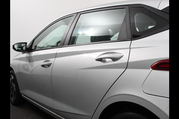 Hyundai i20 1.0 T-GDI 100pk Comfort | Climate Control | Camera | Parkeer sensoren | Lichtmetalen Velgen | Dab Hyundai i20 1.0 T-GDI 100pk Comfort | Climate Control | Camera | Parkeer sensoren | Lichtmetalen Velgen | Dab