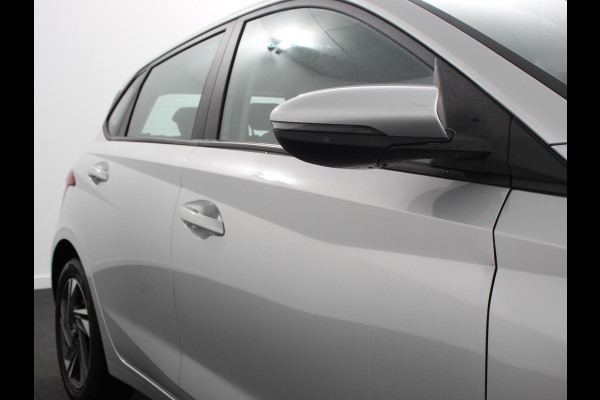 Hyundai i20 1.0 T-GDI 100pk Comfort | Climate Control | Camera | Parkeer sensoren | Lichtmetalen Velgen | Dab Hyundai i20 1.0 T-GDI 100pk Comfort | Climate Control | Camera | Parkeer sensoren | Lichtmetalen Velgen | Dab