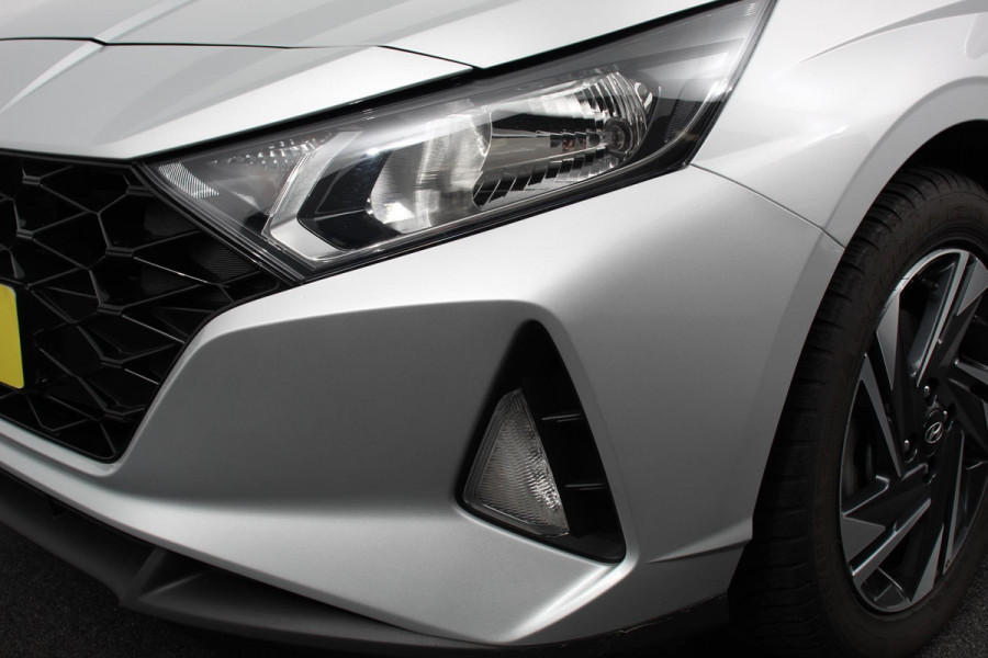 Hyundai i20 1.0 T-GDI 100pk Comfort | Climate Control | Camera | Parkeer sensoren | Lichtmetalen Velgen | Dab Hyundai i20 1.0 T-GDI 100pk Comfort | Climate Control | Camera | Parkeer sensoren | Lichtmetalen Velgen | Dab