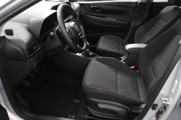 Hyundai i20 1.0 T-GDI 100pk Comfort | Climate Control | Camera | Parkeer sensoren | Lichtmetalen Velgen | Dab Hyundai i20 1.0 T-GDI 100pk Comfort | Climate Control | Camera | Parkeer sensoren | Lichtmetalen Velgen | Dab