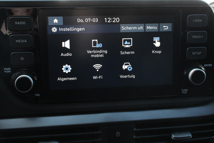 Hyundai i20 1.0 T-GDI 100pk Comfort | Climate Control | Camera | Parkeer sensoren | Lichtmetalen Velgen | Dab Hyundai i20 1.0 T-GDI 100pk Comfort | Climate Control | Camera | Parkeer sensoren | Lichtmetalen Velgen | Dab