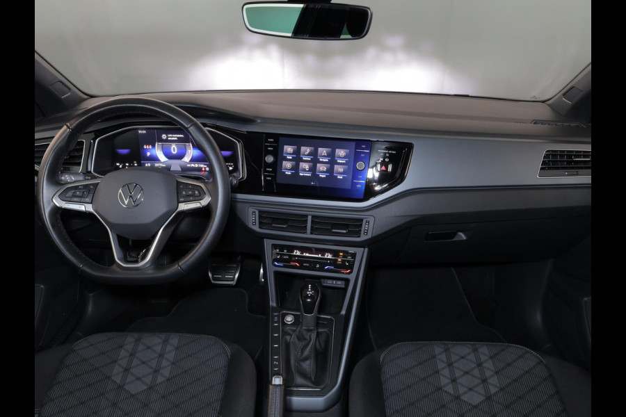 Volkswagen Polo 1.0 TSI R-Line 95 pk Automaat (DSG) | Verlengde garantie | Navigatie | Parkeersensoren | Achteruitrijcamera | Stoelverwarming | R-Line | Volkswagen Polo 1.0 TSI R-Line 95 pk Automaat (DSG) | Verlengde garantie | Navigatie | Parkeersensoren | Achteruitrijcamera | Stoelverwarming | R-Line |