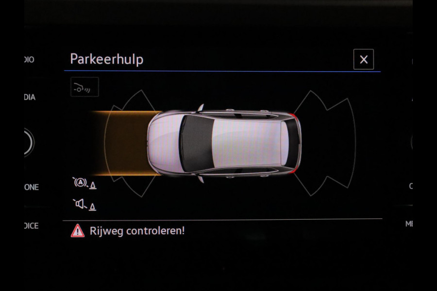 Volkswagen Polo 1.0 TSI R-Line 95 pk Automaat (DSG) | Verlengde garantie | Navigatie | Parkeersensoren | Achteruitrijcamera | Stoelverwarming | R-Line | Volkswagen Polo 1.0 TSI R-Line 95 pk Automaat (DSG) | Verlengde garantie | Navigatie | Parkeersensoren | Achteruitrijcamera | Stoelverwarming | R-Line |