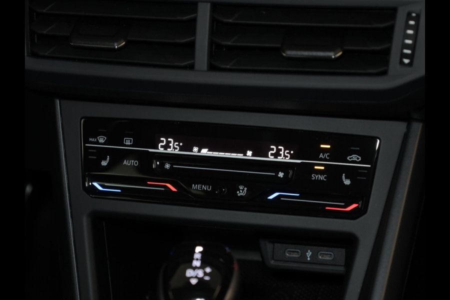 Volkswagen Polo 1.0 TSI R-Line 95 pk Automaat (DSG) | Verlengde garantie | Navigatie | Parkeersensoren | Achteruitrijcamera | Stoelverwarming | R-Line | Volkswagen Polo 1.0 TSI R-Line 95 pk Automaat (DSG) | Verlengde garantie | Navigatie | Parkeersensoren | Achteruitrijcamera | Stoelverwarming | R-Line |