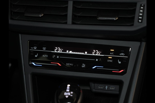 Volkswagen Polo 1.0 TSI R-Line 95 pk Automaat (DSG) | Verlengde garantie | Navigatie | Parkeersensoren | Achteruitrijcamera | Stoelverwarming | R-Line | Volkswagen Polo 1.0 TSI R-Line 95 pk Automaat (DSG) | Verlengde garantie | Navigatie | Parkeersensoren | Achteruitrijcamera | Stoelverwarming | R-Line |