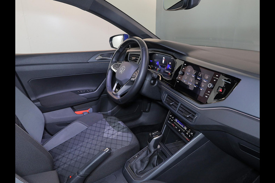 Volkswagen Polo 1.0 TSI R-Line 95 pk Automaat (DSG) | Verlengde garantie | Navigatie | Parkeersensoren | Achteruitrijcamera | Stoelverwarming | R-Line | Volkswagen Polo 1.0 TSI R-Line 95 pk Automaat (DSG) | Verlengde garantie | Navigatie | Parkeersensoren | Achteruitrijcamera | Stoelverwarming | R-Line |