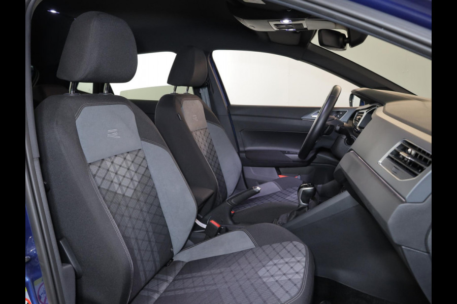 Volkswagen Polo 1.0 TSI R-Line 95 pk Automaat (DSG) | Verlengde garantie | Navigatie | Parkeersensoren | Achteruitrijcamera | Stoelverwarming | R-Line | Volkswagen Polo 1.0 TSI R-Line 95 pk Automaat (DSG) | Verlengde garantie | Navigatie | Parkeersensoren | Achteruitrijcamera | Stoelverwarming | R-Line |