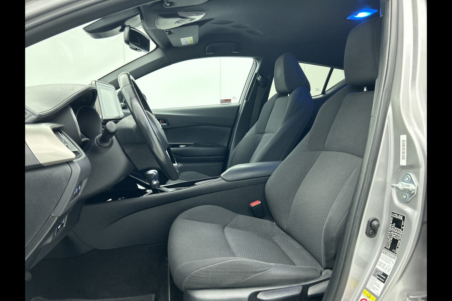 Toyota C-HR 1.8 Hybrid Style(Goed Onderh, Camera, Navi, StoelV, Cruise Con, Parkeerhulp, Etc) Toyota C-HR 1.8 Hybrid Style(Goed Onderh, Camera, Navi, StoelV, Cruise Con, Parkeerhulp, Etc)