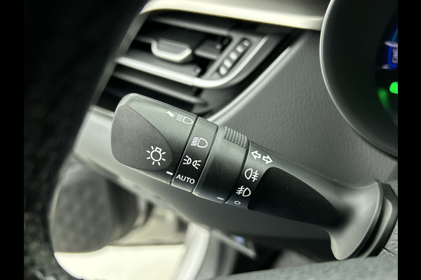 Toyota C-HR 1.8 Hybrid Style(Goed Onderh, Camera, Navi, StoelV, Cruise Con, Parkeerhulp, Etc) Toyota C-HR 1.8 Hybrid Style(Goed Onderh, Camera, Navi, StoelV, Cruise Con, Parkeerhulp, Etc)